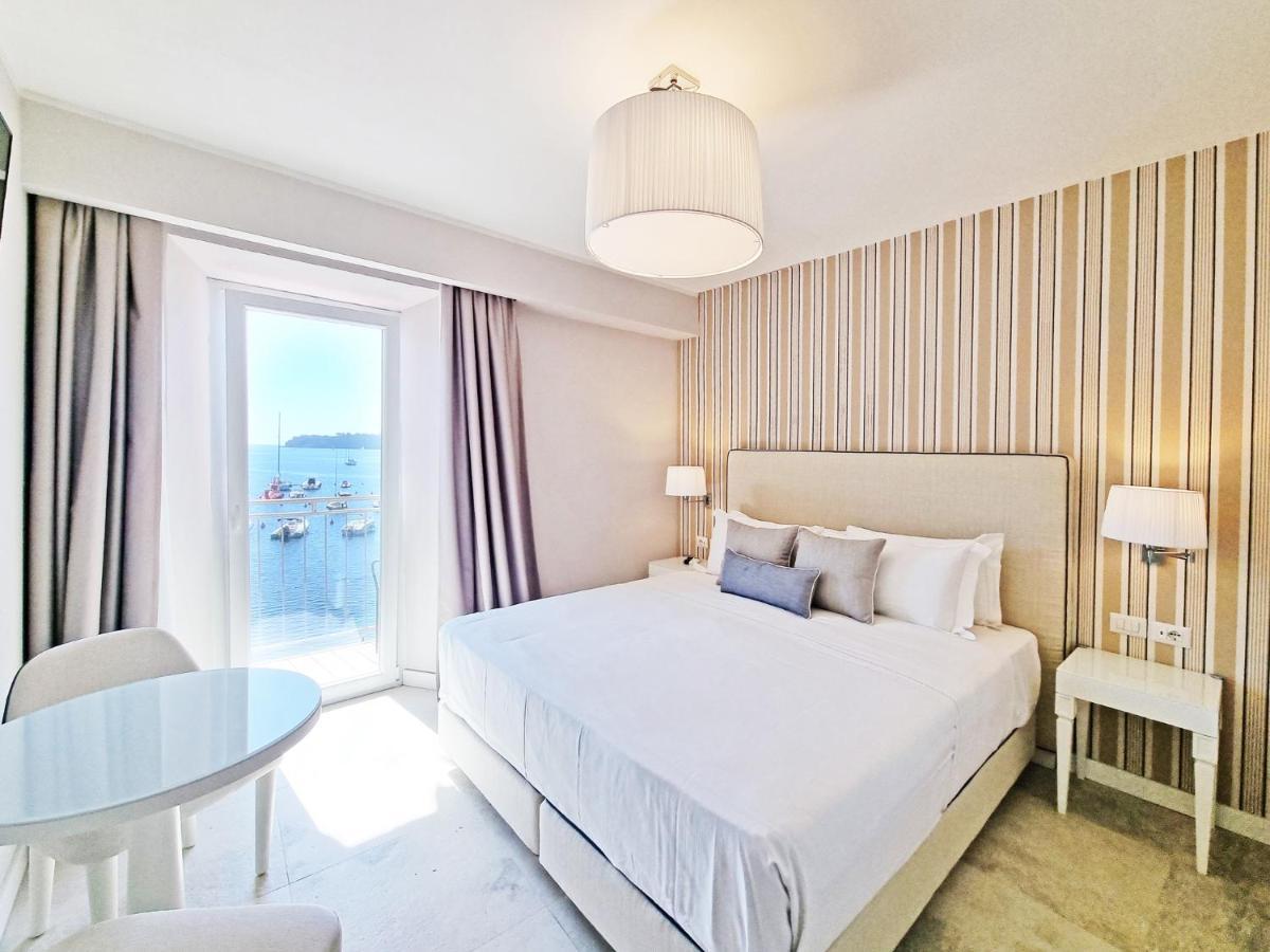 Hotel Plaza ปอร์โตอัซซูร์โร ภายนอก รูปภาพ