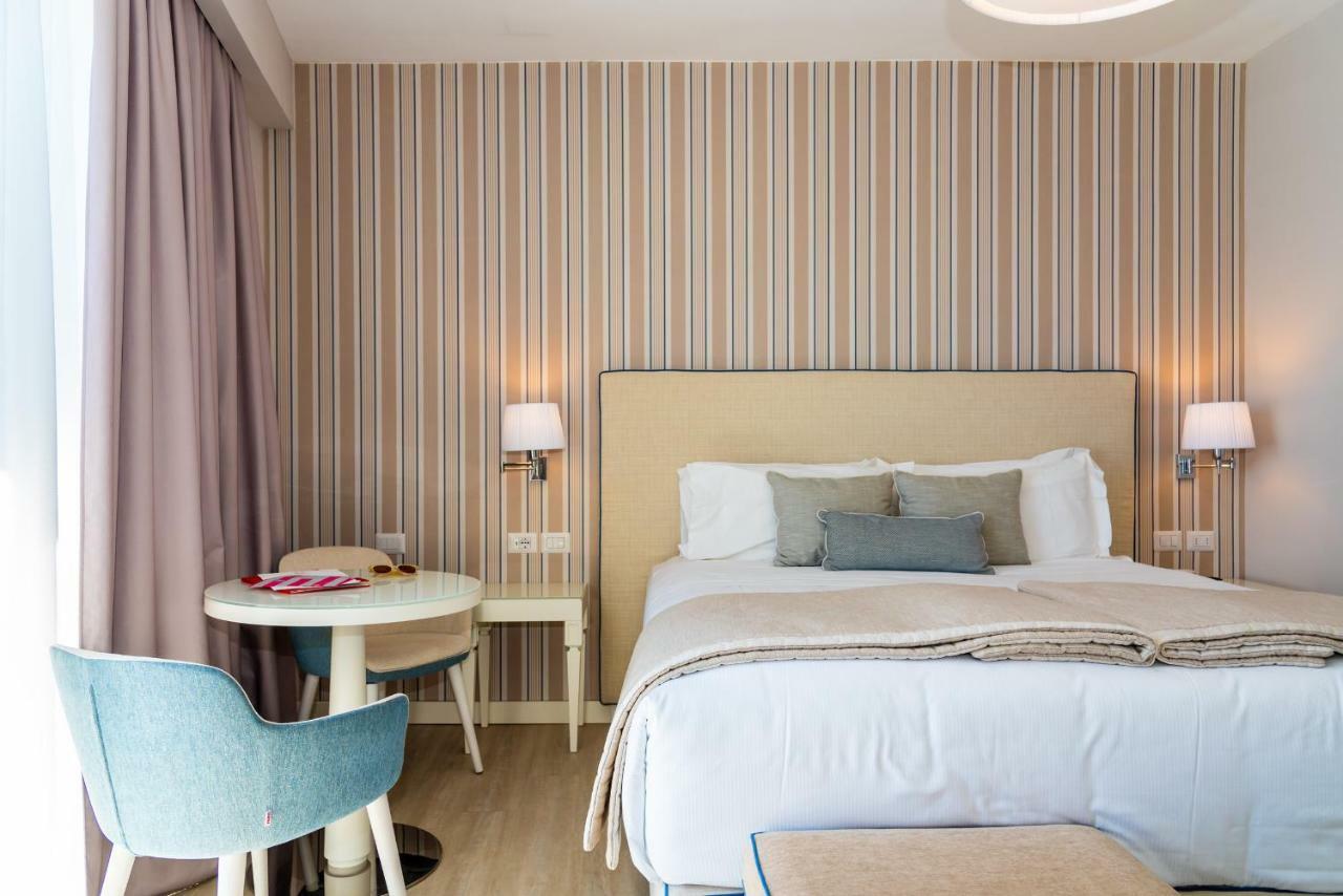 Hotel Plaza ปอร์โตอัซซูร์โร ภายนอก รูปภาพ